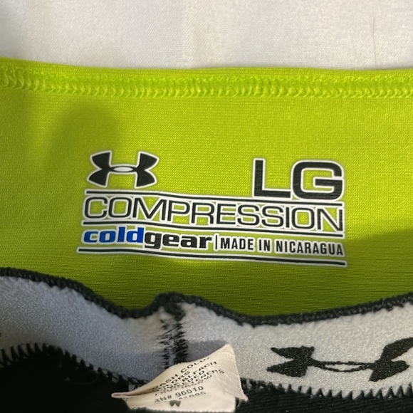Under Armour base layer Black and Neon Yellow Compression, L - Picture 4 of 7
